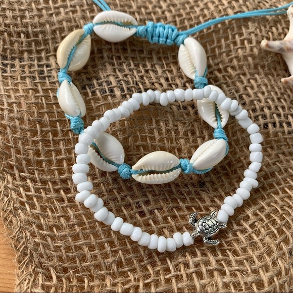“Tortugas” Cowrie Shell Bracelet *Set* - Picture 3 of 4